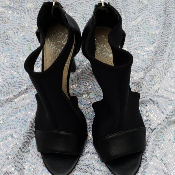 Vince Camuto - Picture 2 of 2